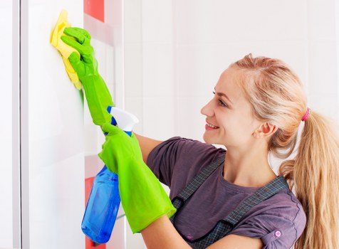 Professional rug cleaning service for Kingstonuponthames homes