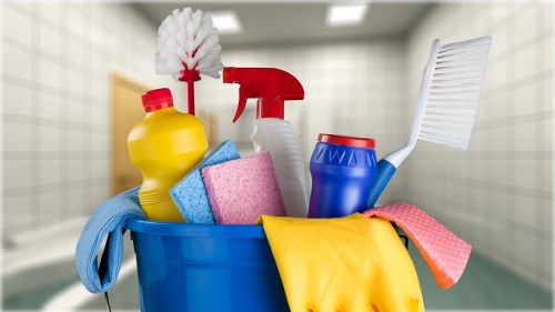Move-out cleaning for a Kingston upon Thames flat interior